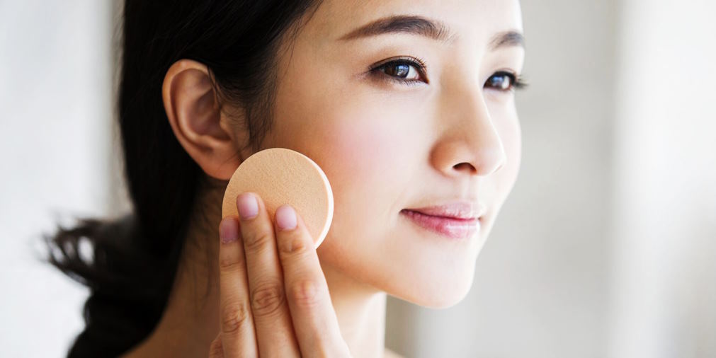 selecting a powder that complements your skin